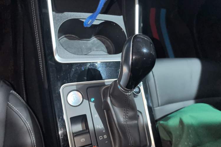 Used BYD Qin 2019 1.5L Automatic Prestige Model Gear Lever