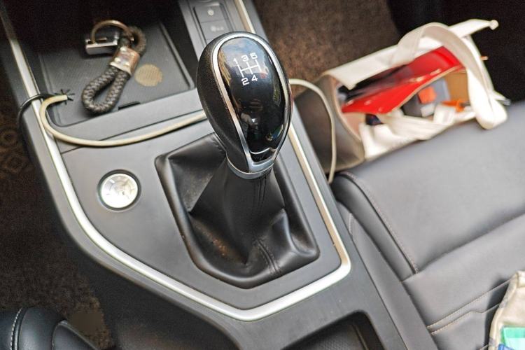 Used BYD Qin 2019 1.5L Manual Luxury Version Gear Lever