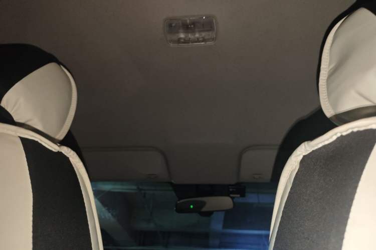 Used BYD Qin 2019 1.5L Manual Comfort Version Headliner