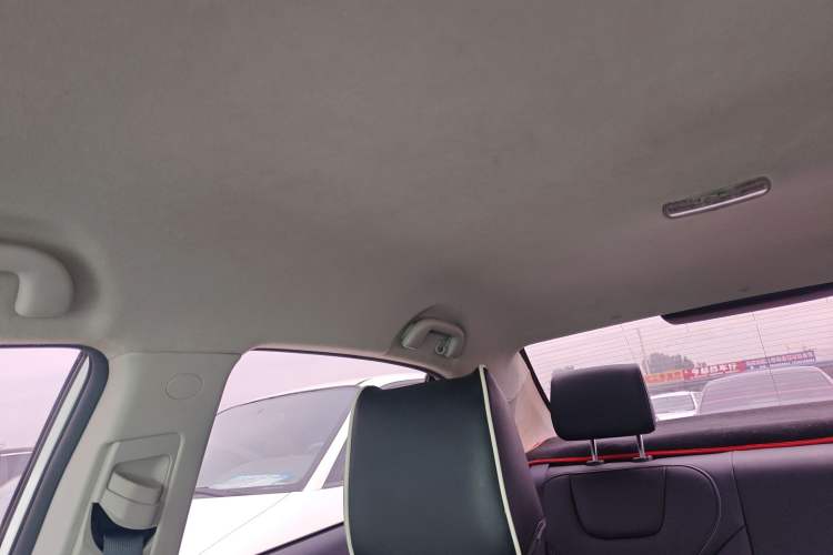 Used BYD Qin 2019 1.5L Automatic Luxury Model Headliner
