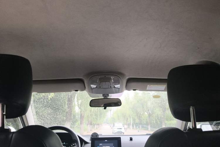 Used BYD Qin 2019 1.5L Automatic Luxury Model Headliner