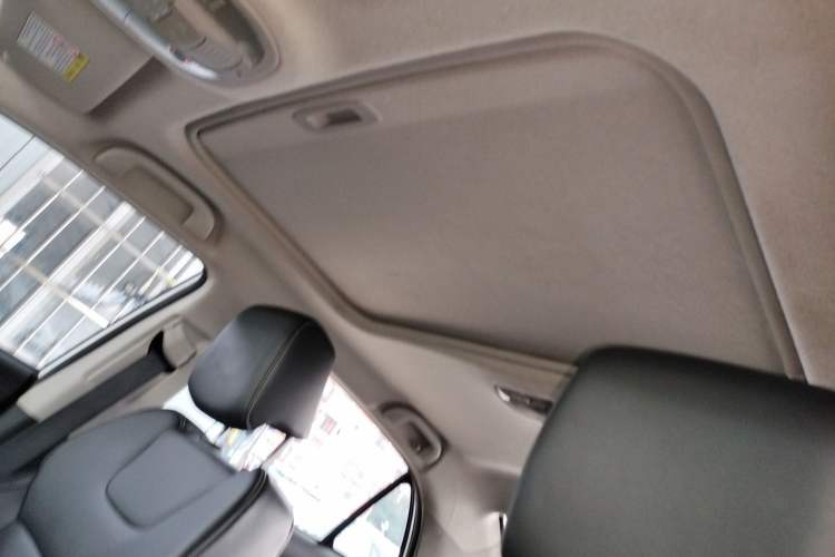 Used BYD Qin 2019 1.5L Manual Luxury Version Headliner