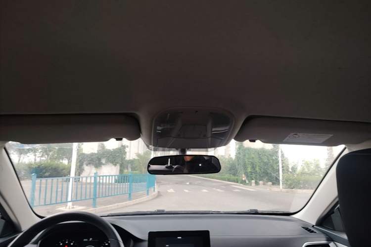 Used BYD Qin 2019 1.5L Automatic Luxury Model Headliner