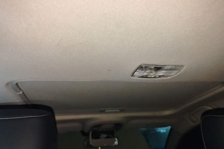 Used BYD Qin 2019 1.5L Automatic Luxury Model Headliner