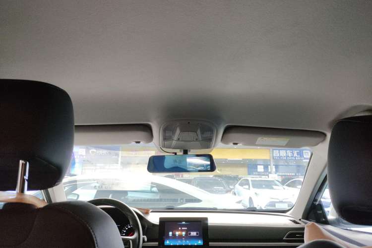 Used BYD Qin 2019 1.5L Automatic Luxury Model Headliner