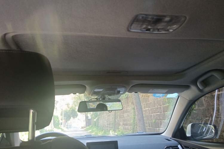 Used BYD Qin 2019 1.5L Manual Luxury Version Headliner