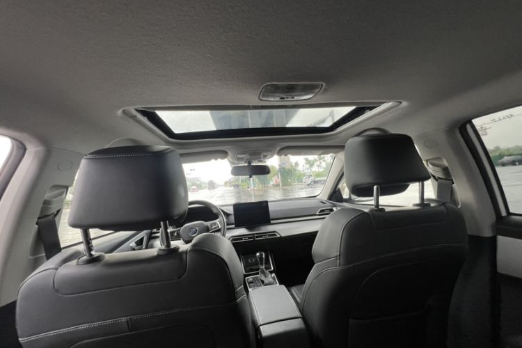 Used BYD Qin 2019 1.5L Automatic Prestige Model Headliner