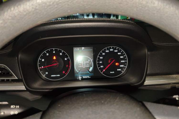 Used BYD Qin 2019 1.5L Automatic Luxury Model Instrument Cluster