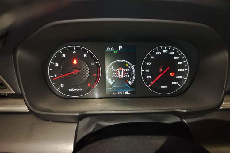 Used BYD Qin 2019 1.5L Automatic Luxury Model Instrument Cluster