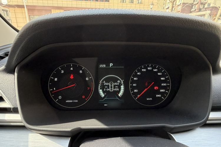 Used BYD Qin 2019 1.5L Automatic Luxury Model Instrument Cluster