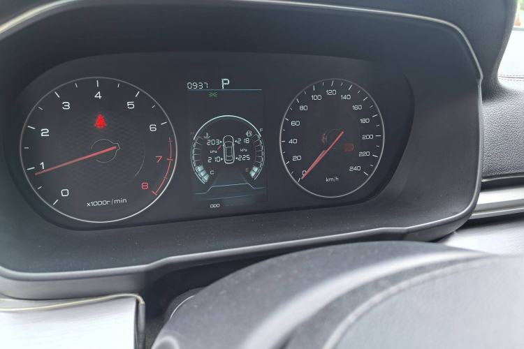 Used BYD Qin 2019 1.5L Automatic Prestige Model Interior 1