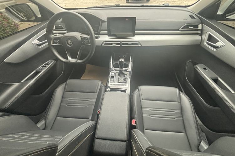 Used BYD Qin 2019 1.5L Automatic Luxury Model Interior 1