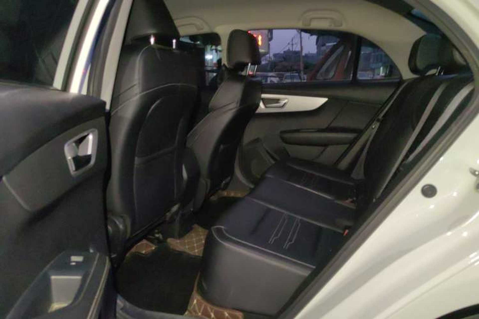Used BYD Qin 2019 1.5L Automatic Luxury Model Interior 1