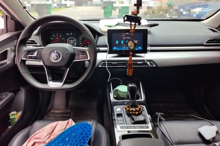 Used BYD Qin 2019 1.5L Automatic Luxury Model Interior 2