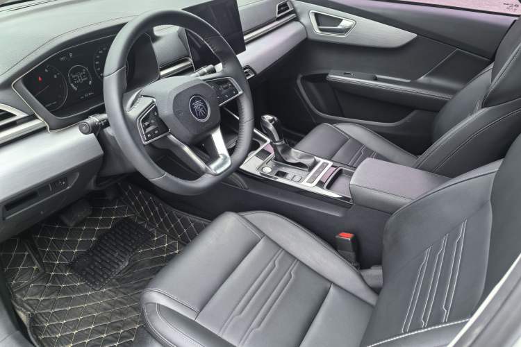 Used BYD Qin 2019 1.5L Automatic Prestige Model Interior 2