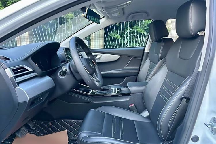 Used BYD Qin 2019 1.5L Automatic Luxury Model Interior 2