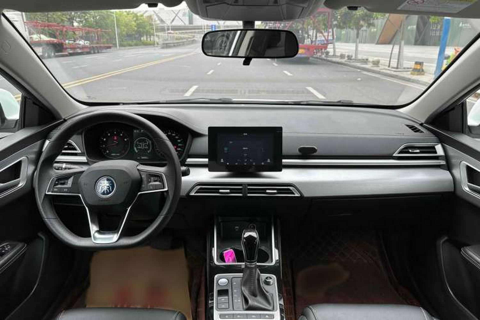Used BYD Qin 2019 1.5L Automatic Luxury Model Interior 2