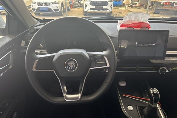 Used BYD Qin 2019 1.5L Manual Comfort Version Interior 2