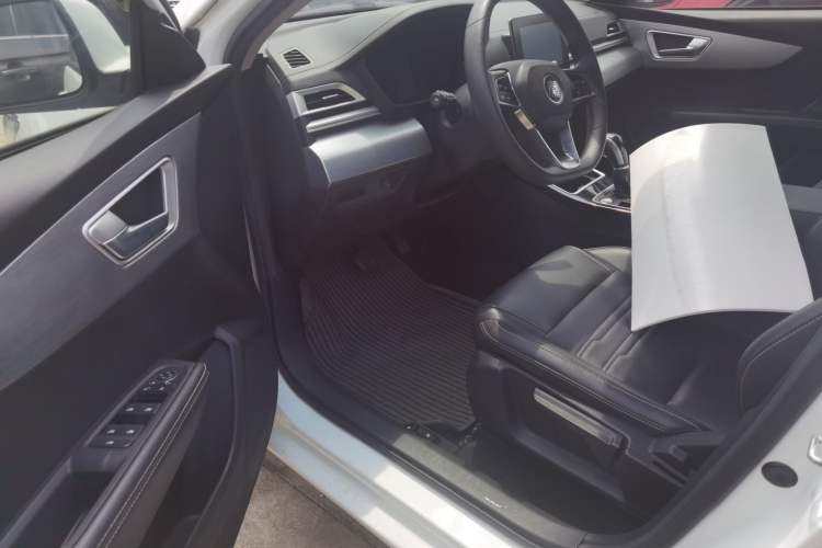 Used BYD Qin 2019 1.5L Automatic Luxury Model Interior 2