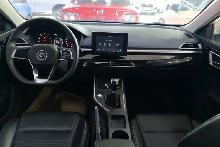Used BYD Qin 2019 1.5L Manual Luxury Version Interior 2