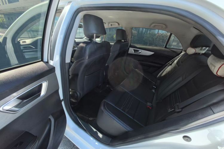 Used BYD Qin 2019 1.5L Automatic Luxury Model Interior 3