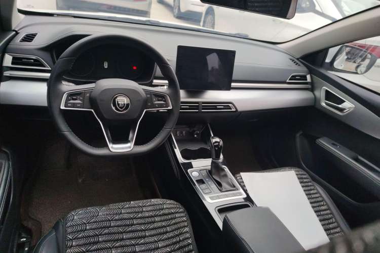 Used BYD Qin 2019 1.5L Automatic Prestige Model Interior 3