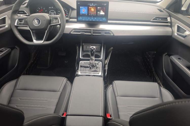 Used BYD Qin 2019 1.5L Automatic Prestige Model Interior 3
