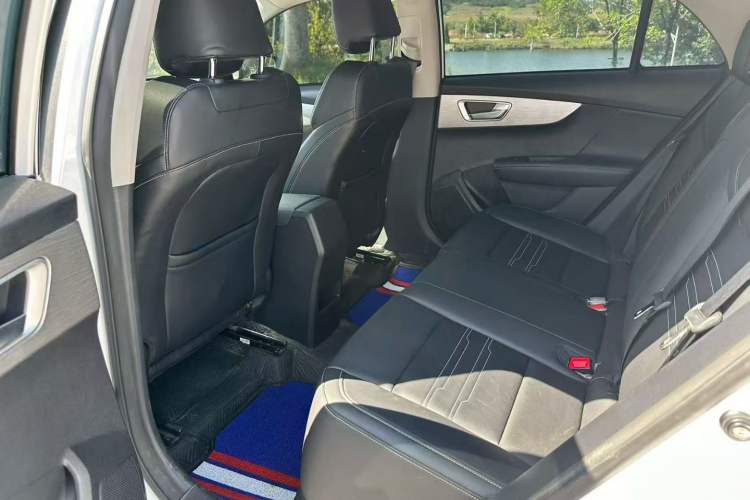 Used BYD Qin 2019 1.5L Automatic Luxury Model Interior 3