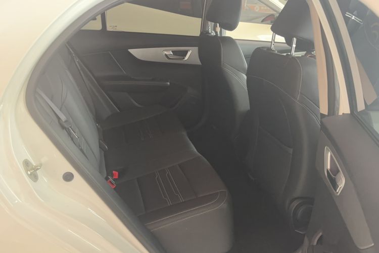Used BYD Qin 2019 1.5L Automatic Luxury Model Interior 3