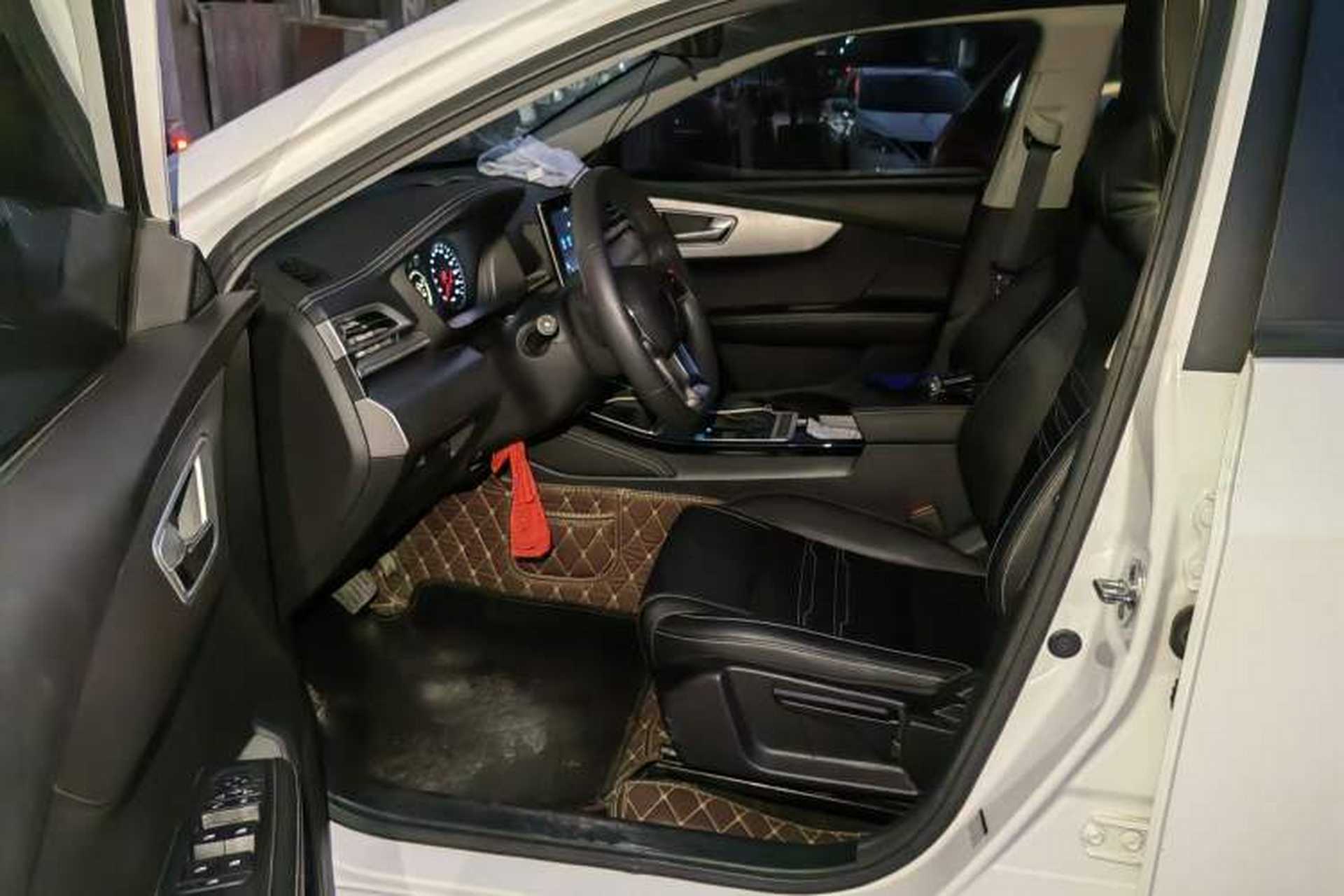 Used BYD Qin 2019 1.5L Automatic Luxury Model Interior 3
