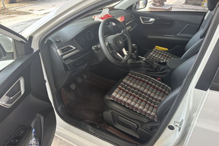 Used BYD Qin 2019 1.5L Manual Comfort Version Interior 4