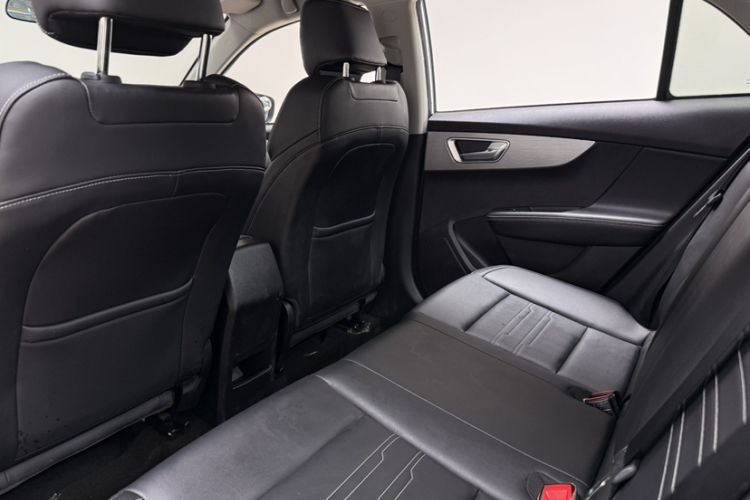 Used BYD Qin 2019 1.5L Automatic Luxury Model Interior 4