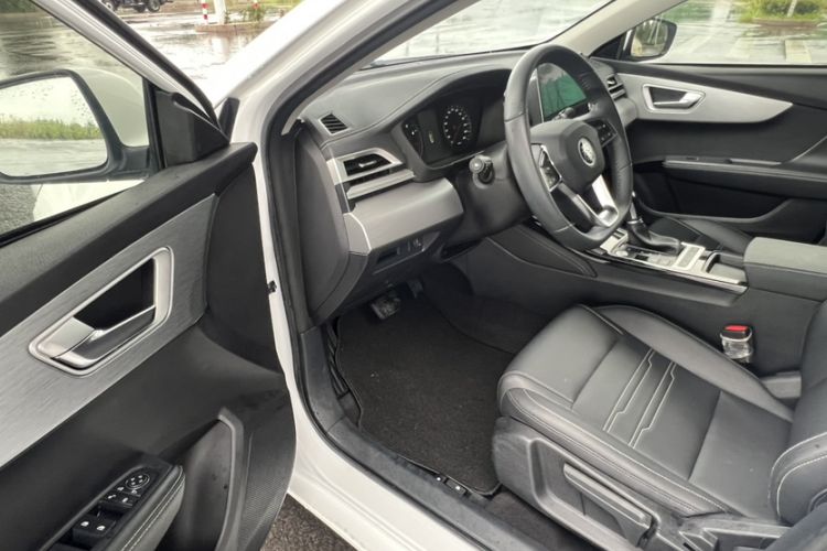 Used BYD Qin 2019 1.5L Automatic Prestige Model Interior 4