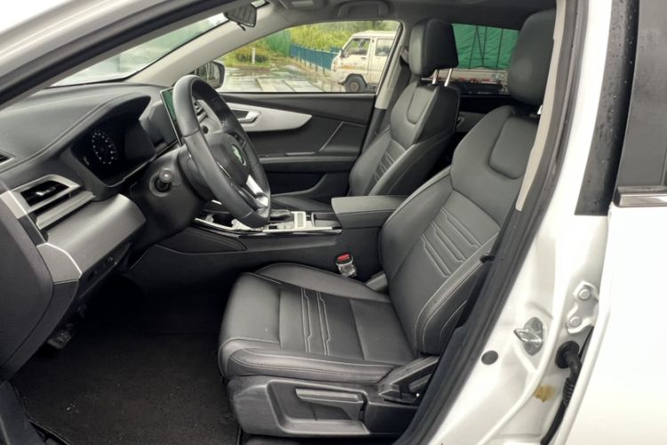 Used BYD Qin 2019 1.5L Automatic Prestige Model Interior 5