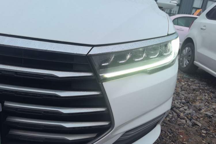 Used BYD Qin 2019 1.5L Manual Luxury Version Left Front Headlight