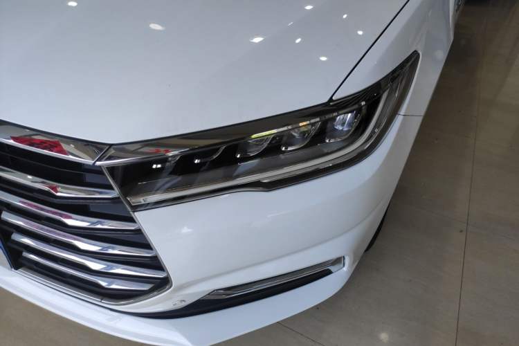 Used BYD Qin 2019 1.5L Automatic Luxury Model Left Front Headlight