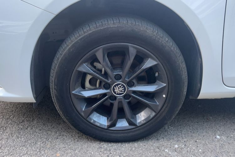 Used BYD Qin 2019 1.5L Manual Comfort Version Left Front Wheel Hub