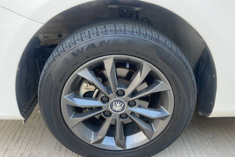 Used BYD Qin 2019 1.5L Automatic Luxury Model Left Front Wheel Hub