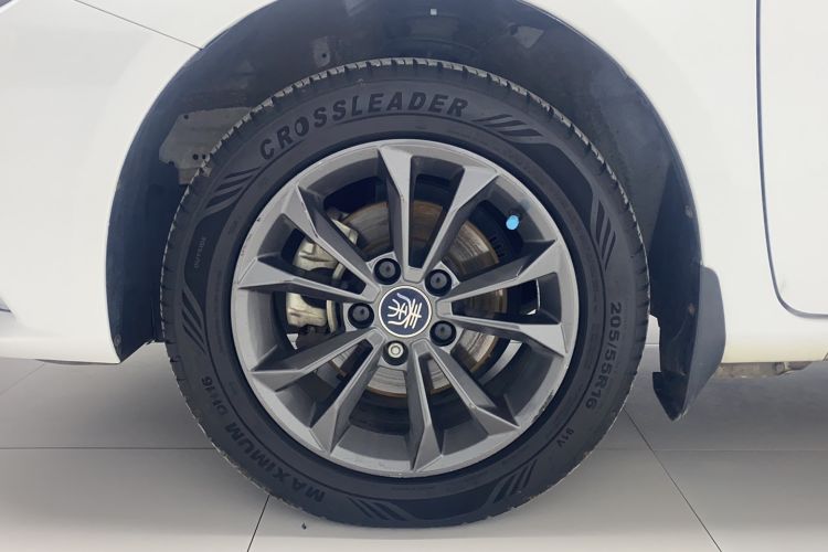 Used BYD Qin 2019 1.5L Manual Comfort Version Left Front Wheel Hub