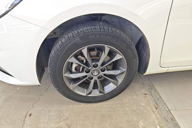 Used BYD Qin 2019 1.5L Automatic Prestige Model Left Front Wheel Hub
