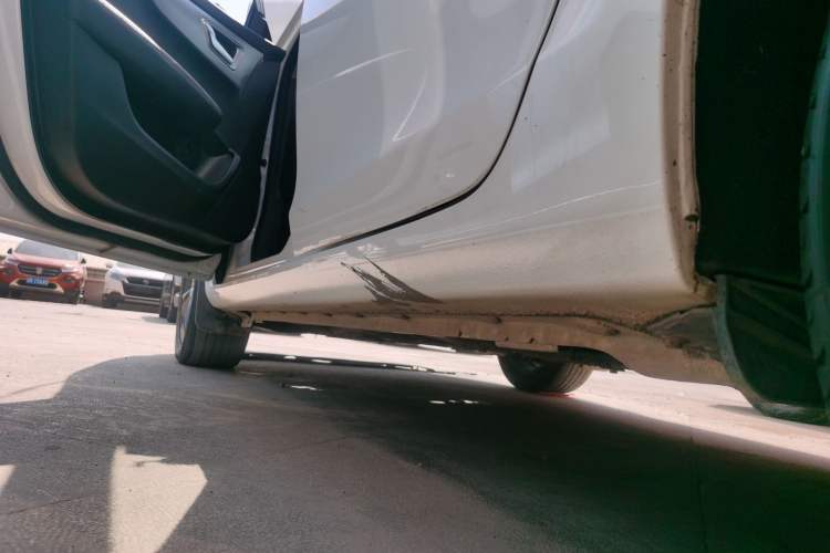 Used BYD Qin 2019 1.5L Automatic Luxury Model Left Side Sill