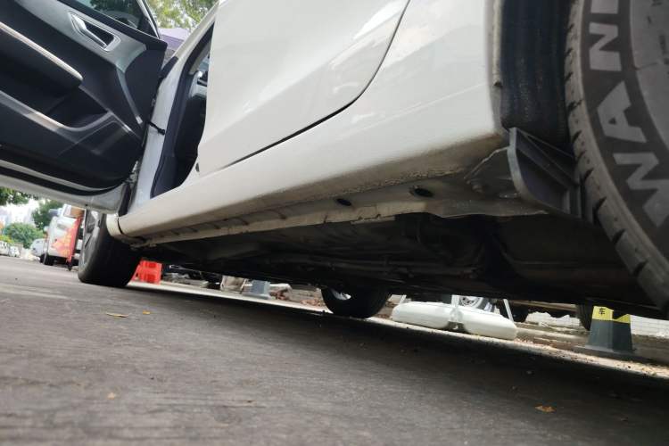 Used BYD Qin 2019 1.5L Automatic Prestige Model Left Side Sill