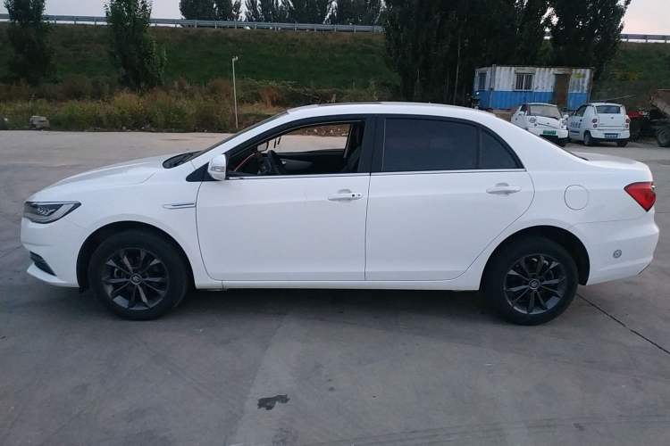 Used BYD Qin 2019 1.5L Automatic Prestige Model Left Side