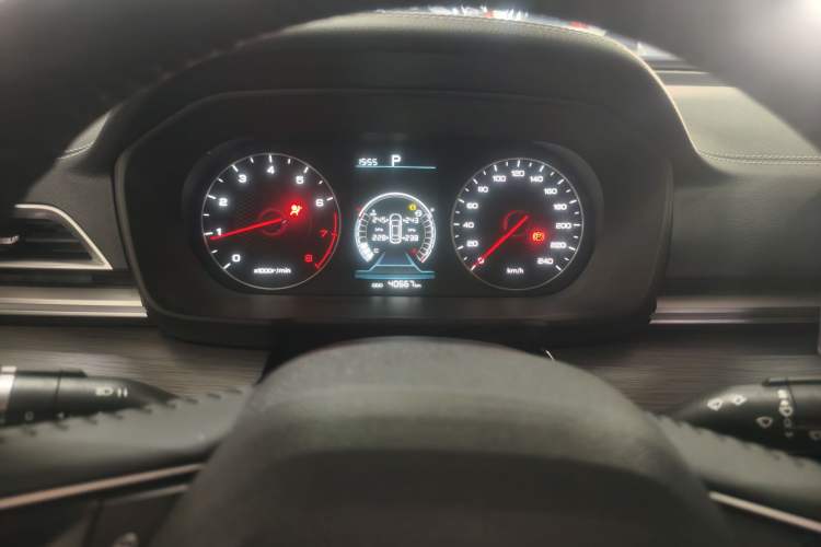 Used BYD Qin 2019 1.5L Automatic Prestige Model Odometer Close Up