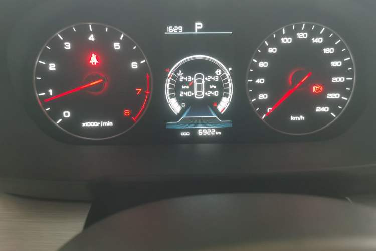 Used BYD Qin 2019 1.5L Automatic Luxury Model Odometer Close Up