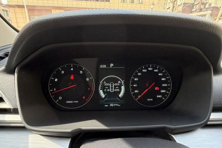 Used BYD Qin 2019 1.5L Automatic Luxury Model Odometer Close Up