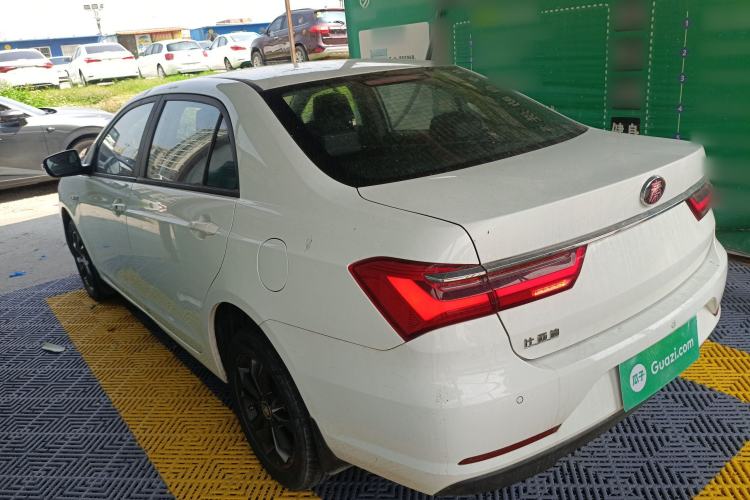 Used BYD Qin 2019 1.5L Automatic Luxury Model Rear Left 45 Deg