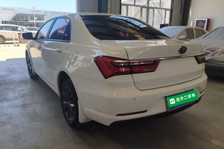 Used BYD Qin 2019 1.5L Automatic Luxury Model Rear Left 45 Deg