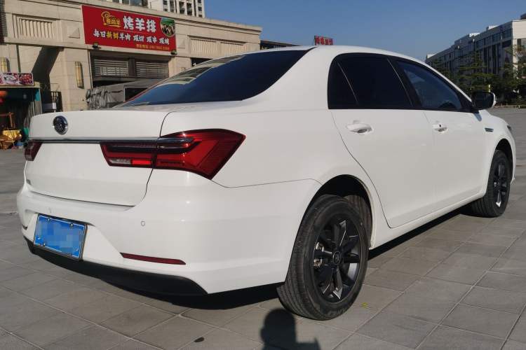 Used BYD Qin 2019 1.5L Automatic Luxury Model Rear Right 45 Deg