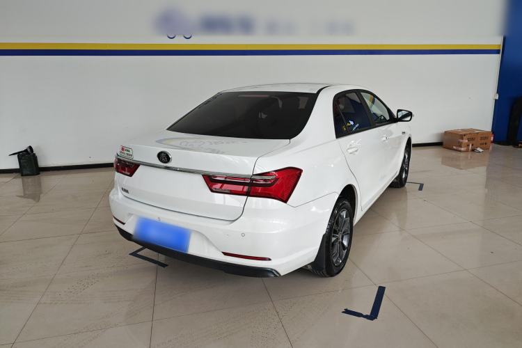Used BYD Qin 2019 1.5L Automatic Luxury Model Rear Right 45 Deg
